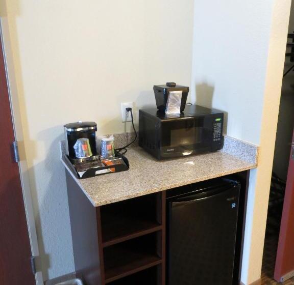 Стандартный Номер Кровать Кинг, Cobblestone Inn & Suites   Harper