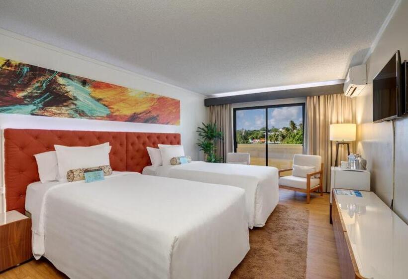 سوییت, Guam Plaza Resort