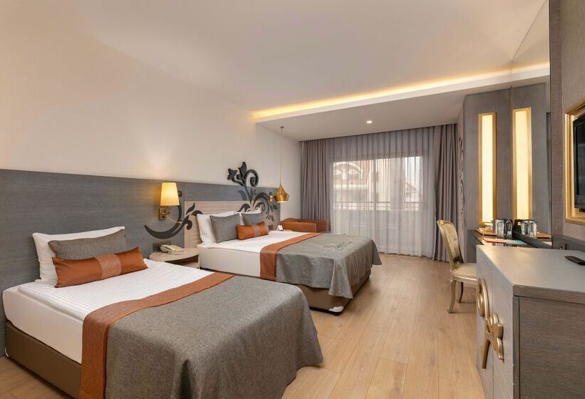 Номер Стандарт Боковой Вид на Море, Kirman Belazur  Resort & Spa