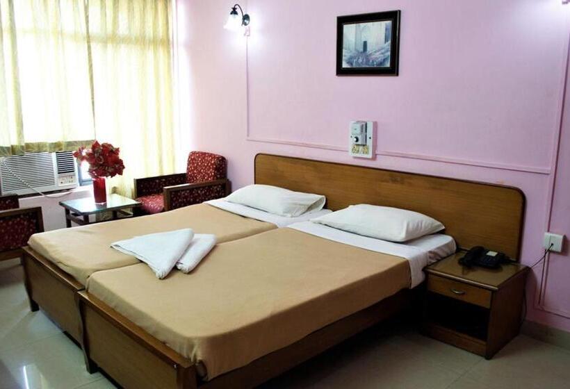 Номер Стандарт, Margao Residency