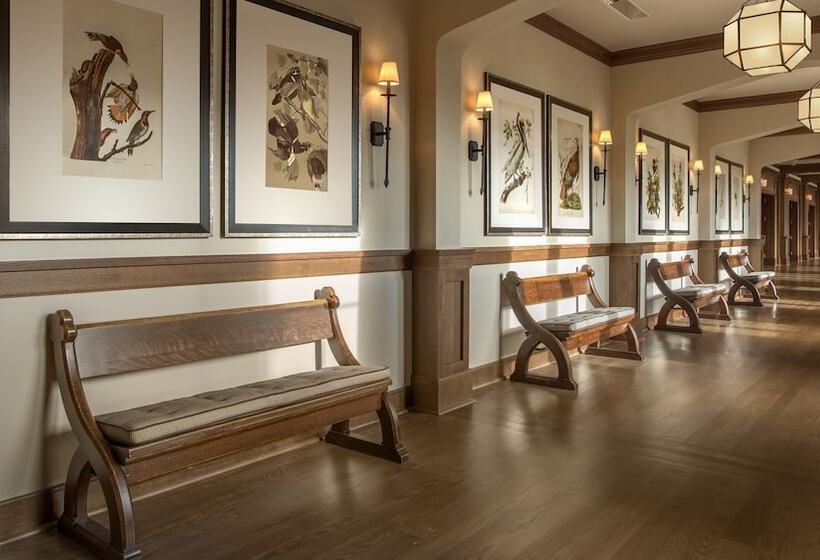 带特大床的标准间, The Sewanee Inn