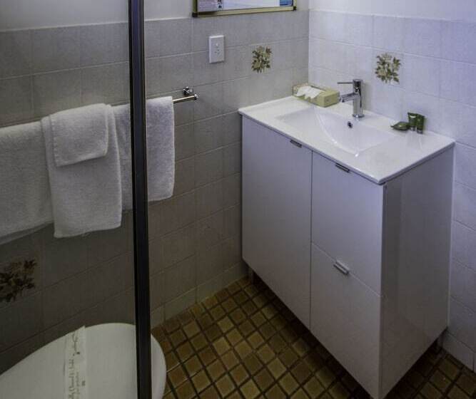 Quarto Familiar, Mannum Motel
