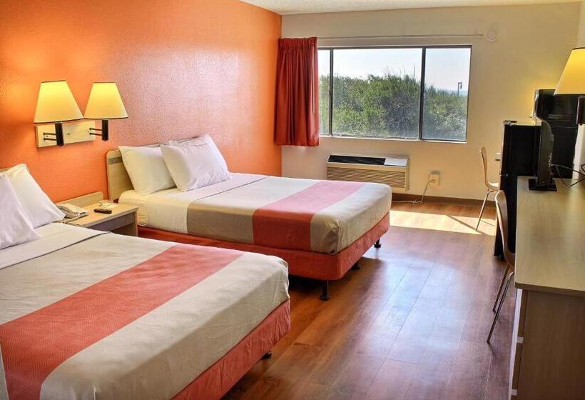 디럭스 룸, Motel 6 San Simeon, Ca  Hearst Castle Area