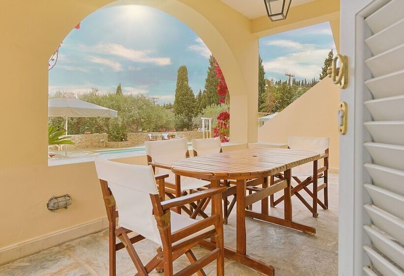 2 Bedroom Apartment Pool View, Villa Nika