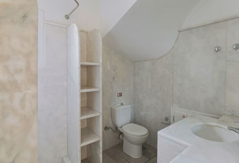 , Villa Nika