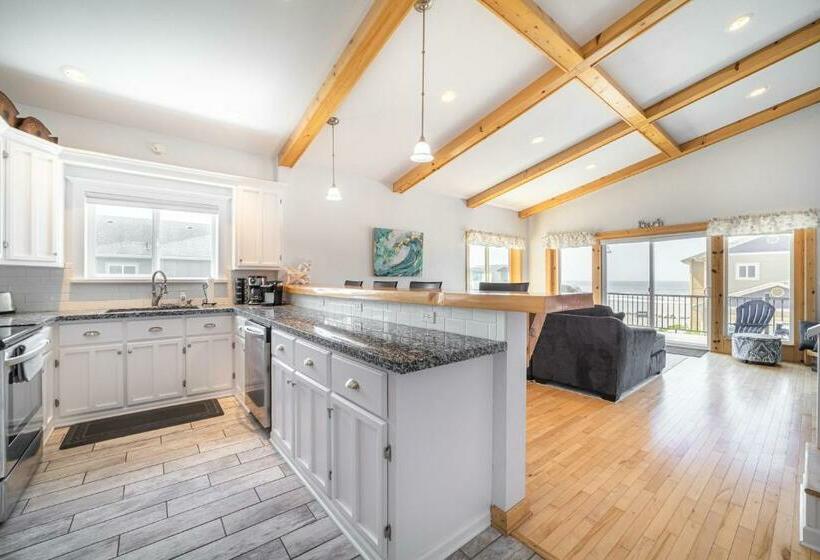 Апартаменты 3 Спальни, Sea Bunkhouse
