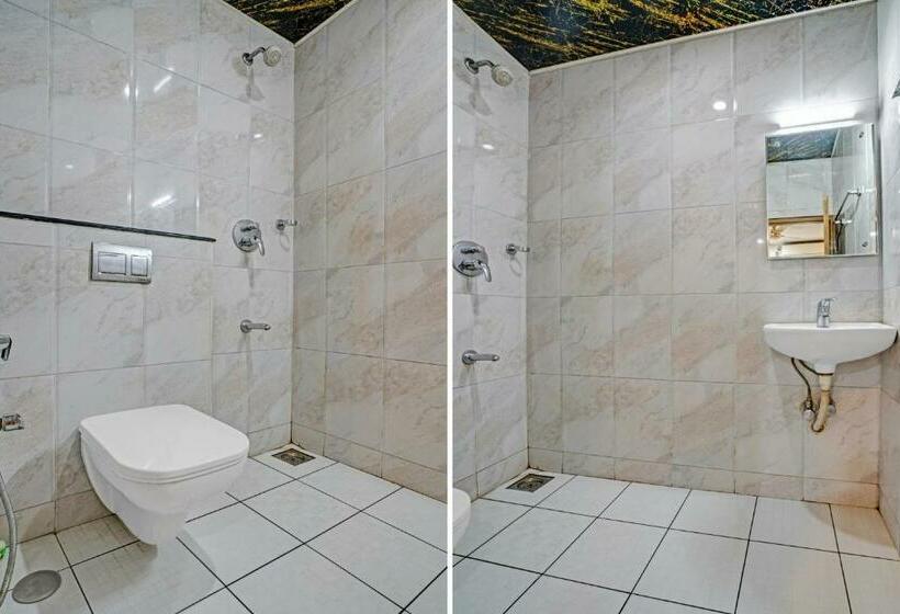 三人经典房间, Flagship 70160 Mezban Grand Suites