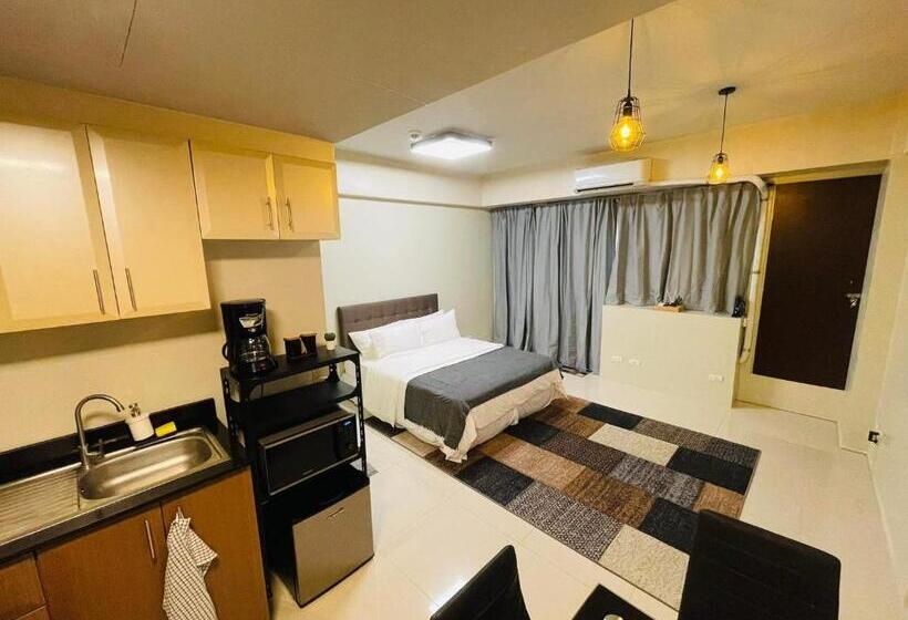스탠다드 발코니 스튜디오, One Palm Tree Villas Short Walk Via Runway Manila Naia T3