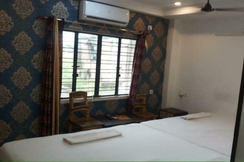 Четырехместный Номер Deluxe, Staymaker Gharana Resort