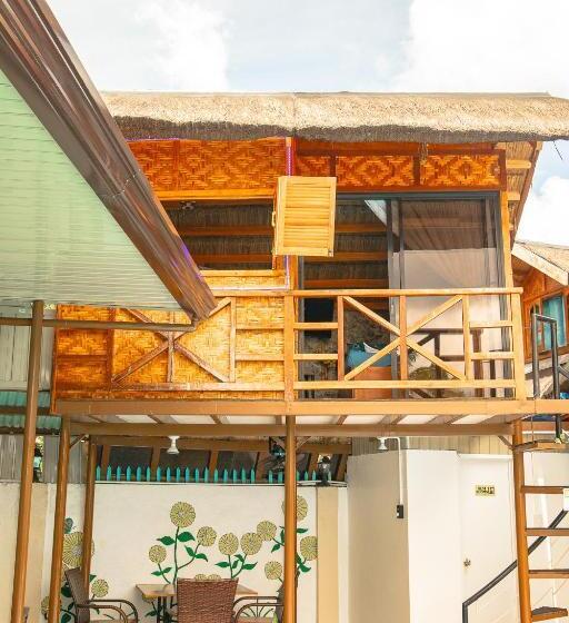 Четырехместный Номер Economy, Blue Moon Inn