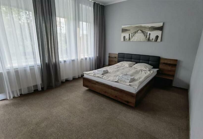 Quarto Estandar com Sacada, Ośrodek Wypoczynkowy Nad Wodospadem