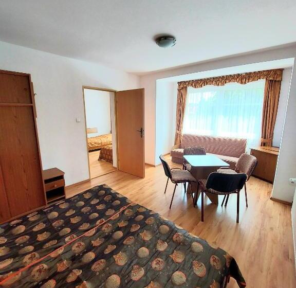 اتاق خانوادگی, Marel Apartments U Sowy  Sauna Polanica Zdrój