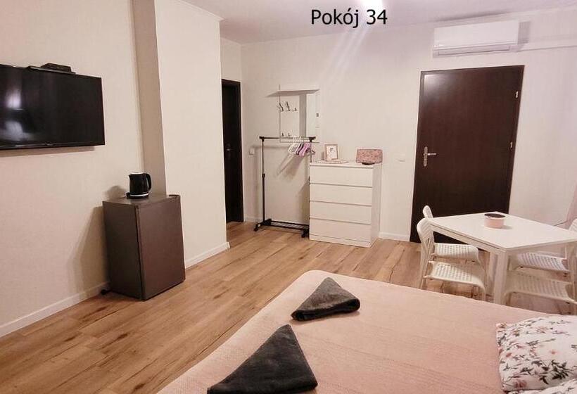 Четырехместный Номер Стандарт, Pod Dębem