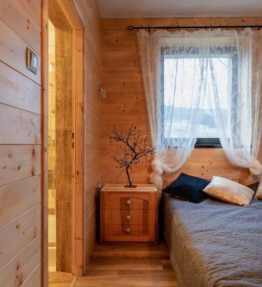 Quarto Triplo Estandar, Pustelnia Wodza