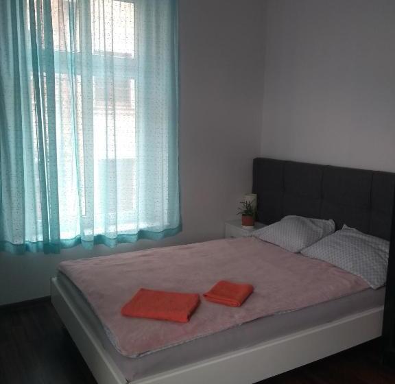 Трежместный Номер Economy, Hostel Staromiejski