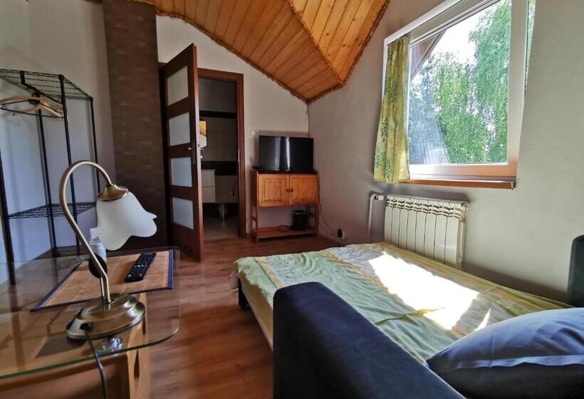 Номер Стандарт, Agroturystyka Klęk