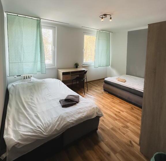 اتاق استاندارد, Kwadrat B&b Spiechowicza