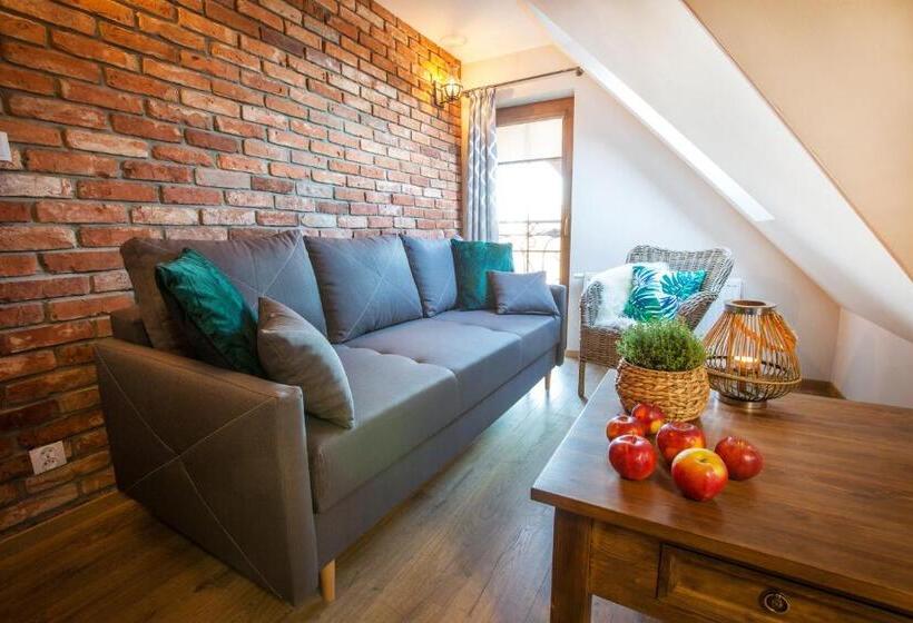 استودیو خانوادگی, Willa Ostoja Wellness