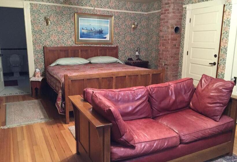 스탠다드 룸 킹사이즈 침대, Alaska's Capital Inn Bed And Breakfast
