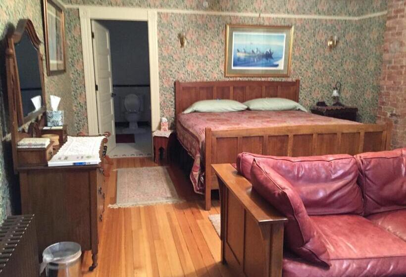 스탠다드 룸 킹사이즈 침대, Alaska's Capital Inn Bed And Breakfast