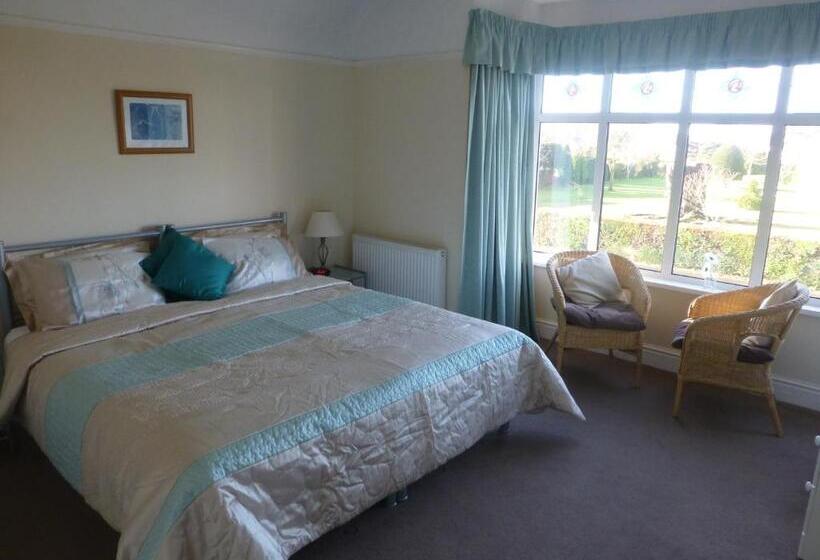 Номер Комфорт, Beech Lodge Guest House