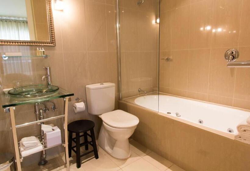 חדר סטודיו סטנדרד, De Russie Boutique