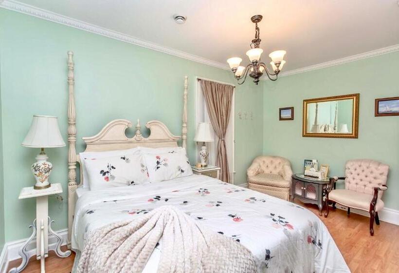 スタンダードルーム, Redwood Bed And Breakfast