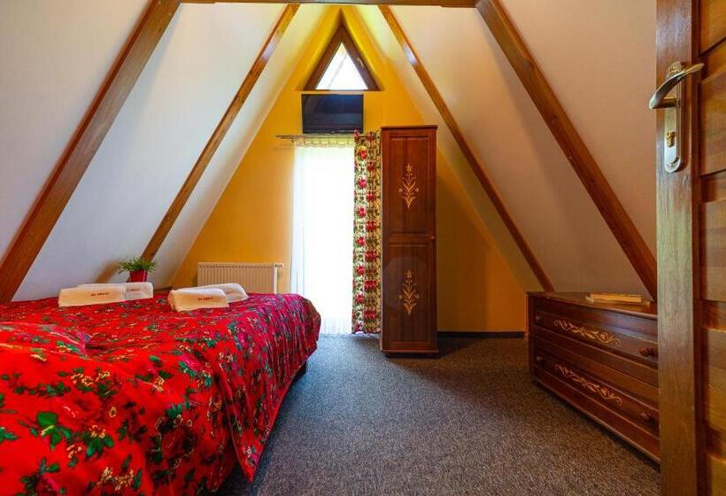 Люкс Классика, Apartamenty I Pokoje W Willi Na Ubocy