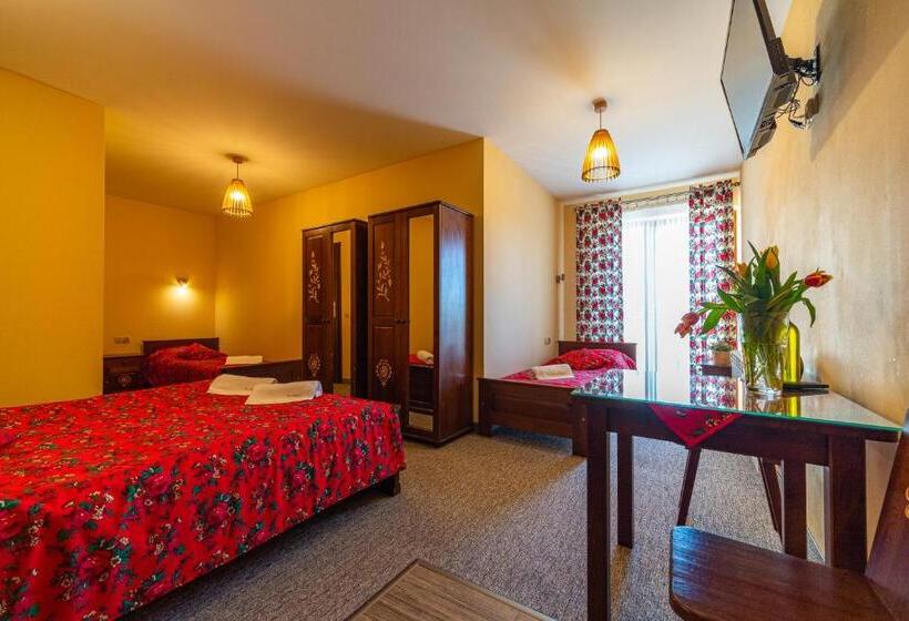 Четырехместный Номер Deluxe, Apartamenty I Pokoje W Willi Na Ubocy