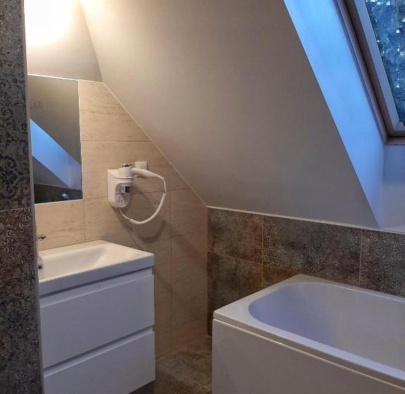 Quarto Deluxe, Narciarski Dworek
