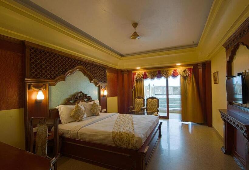 اتاق استاندارد با تخت بزرگ, Nrs Royal Palace