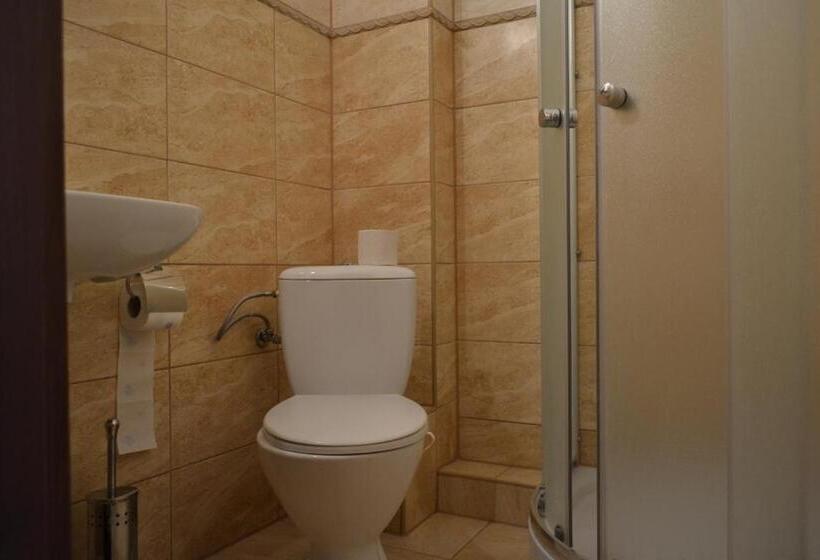 Quarto Estandar, Noclegi Capitto