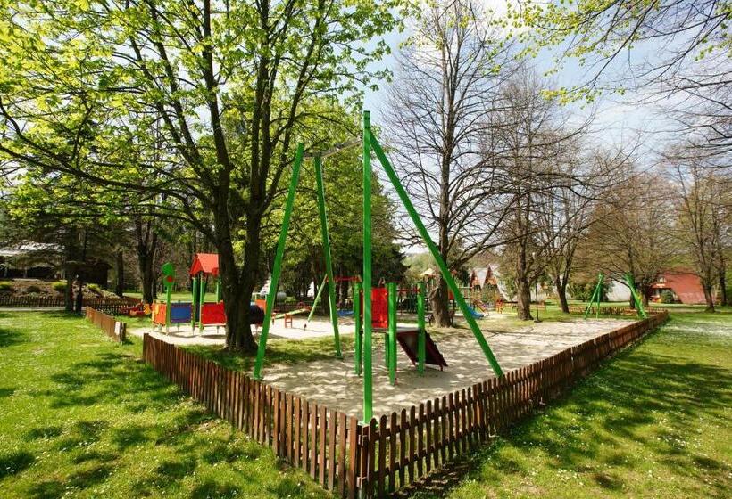کلبه ییلاقی, Połoniny Resort