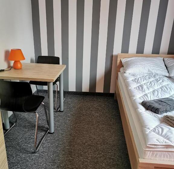 اتاق استاندارد, For Rest Hostel