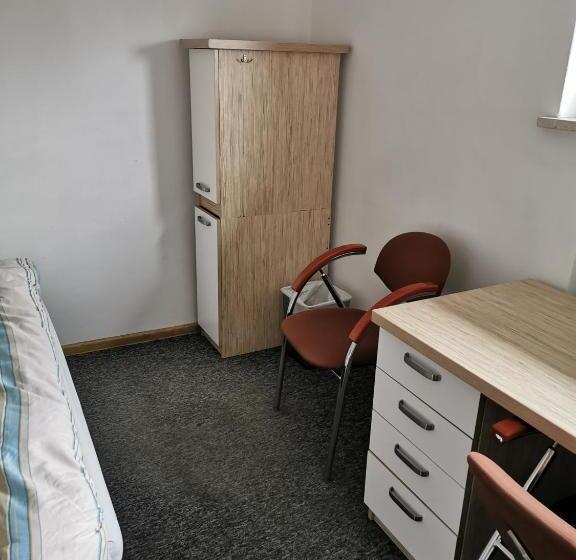 اتاق عادی, For Rest Hostel