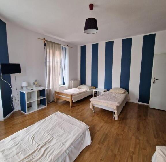 スタンダード４人部屋, Kaktus Guest House