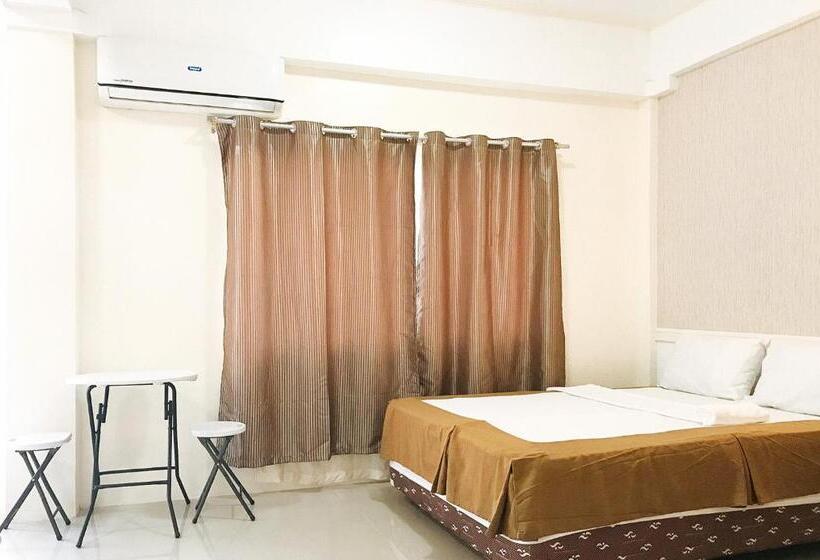 اتاق استاندارد چهار تخته, L And V Bantayan Guest House