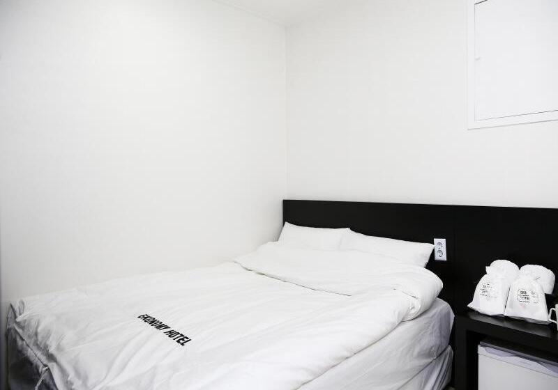 اتاق استاندارد, Korea Guesthouse