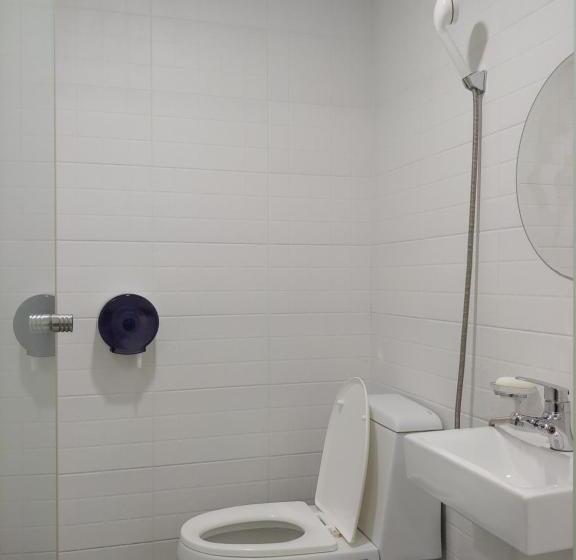 اتاق استاندارد سه نفره, Korea Guesthouse