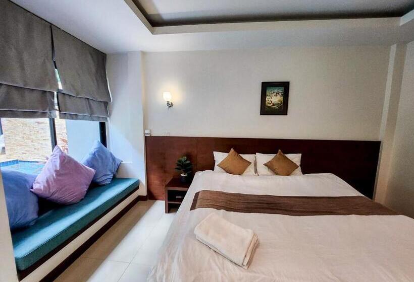 اتاق لوکس, Diana Pool Access Phuket