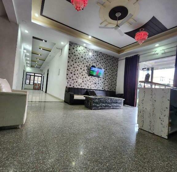 标准间, Pop 80681b   City Palace