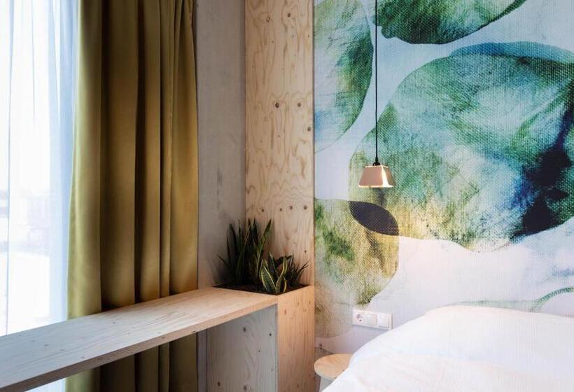اتاق استاندارد, Moloko  Just A Room  Sleep&shower Digital Key By Sms