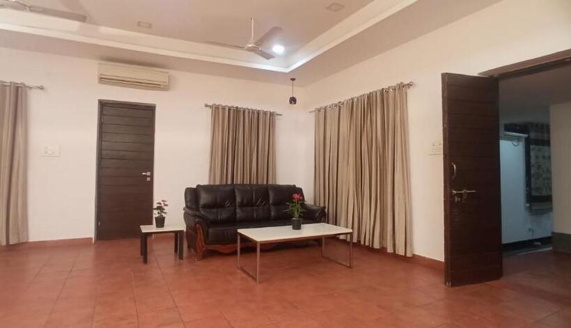 Люкс 3 Спальни, Farm Stay Resort   Shamirpet, Hyderabad