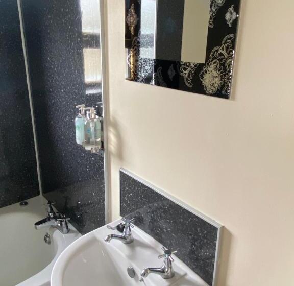 스탠다드 룸, The Crown Inn Longtown