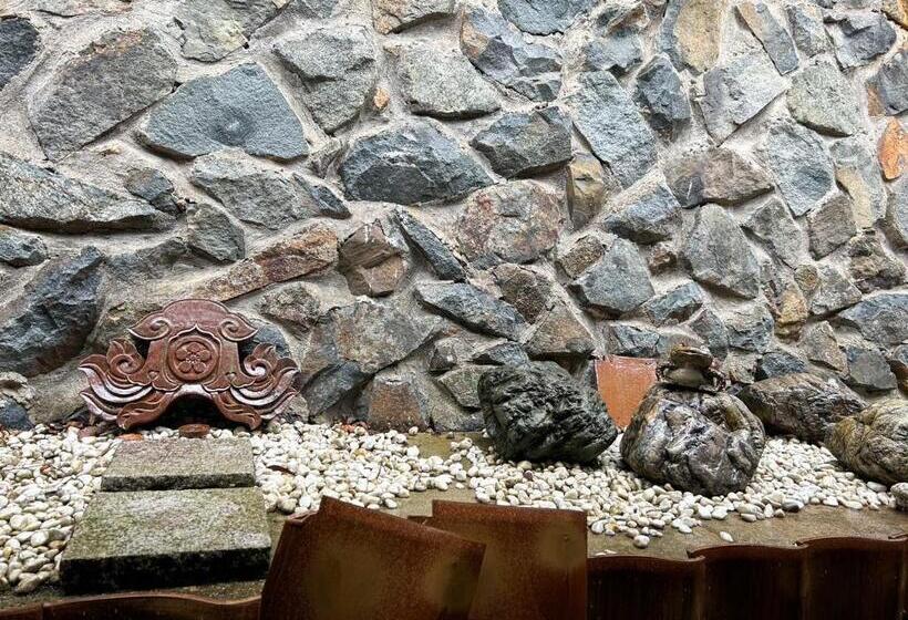 Семейный Номер, Sangai Ryokan