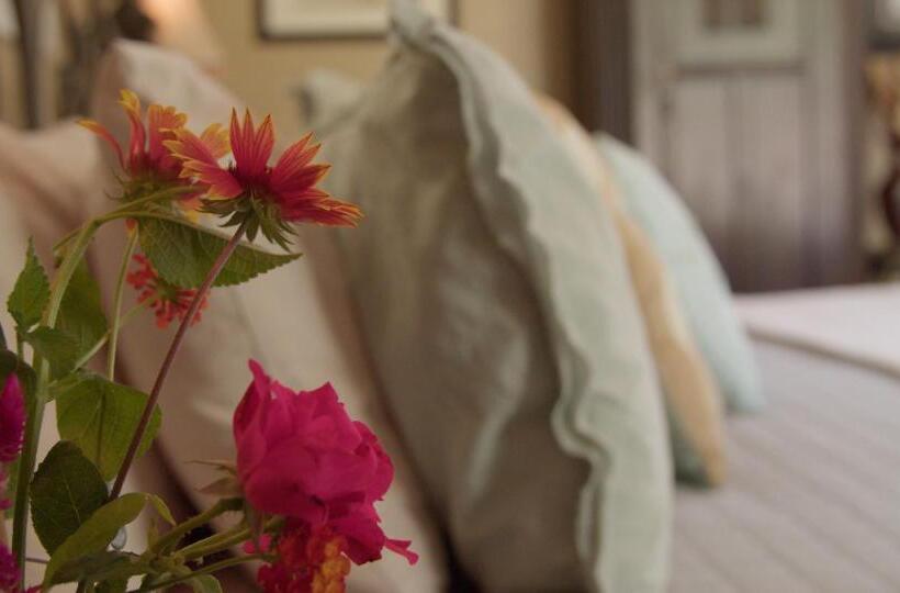 Стандартный Номер Кровать Кинг, Granbury Gardens Bed And Breakfast