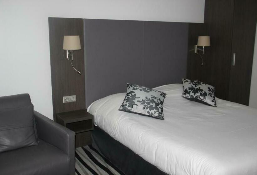 Номер Superior, Kyriad Saint Quentin En Yvelines  Montigny