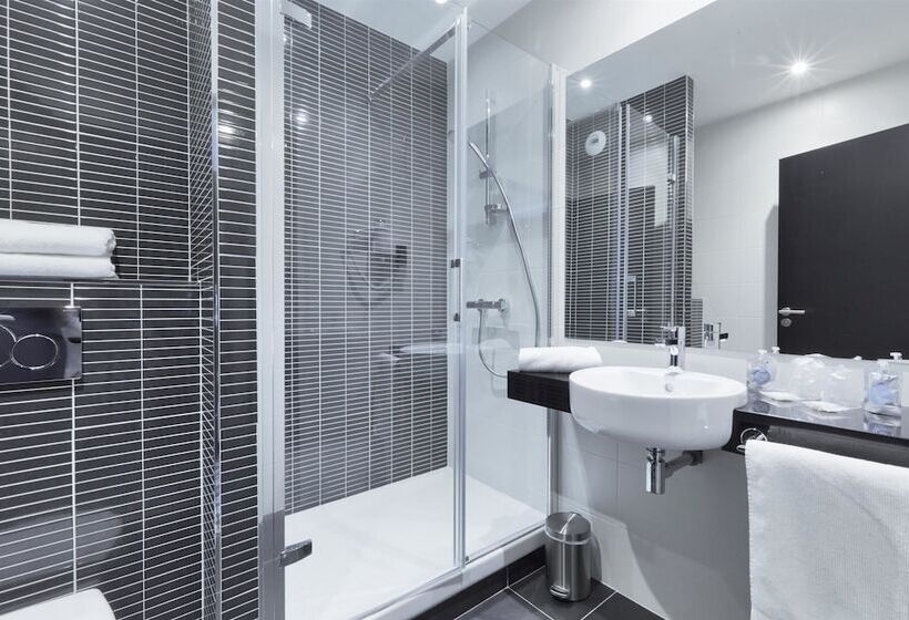 Номер Стандарт, Kyriad Saint Quentin En Yvelines  Montigny