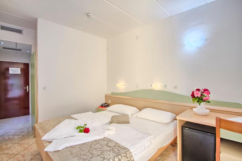 Номер Superior, Kyriad Saint Quentin En Yvelines  Montigny