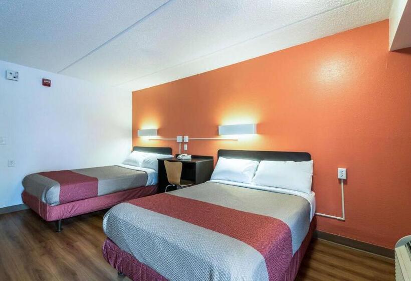 Четырехместный Номер Стандарт, Motel 6birmingham, Al